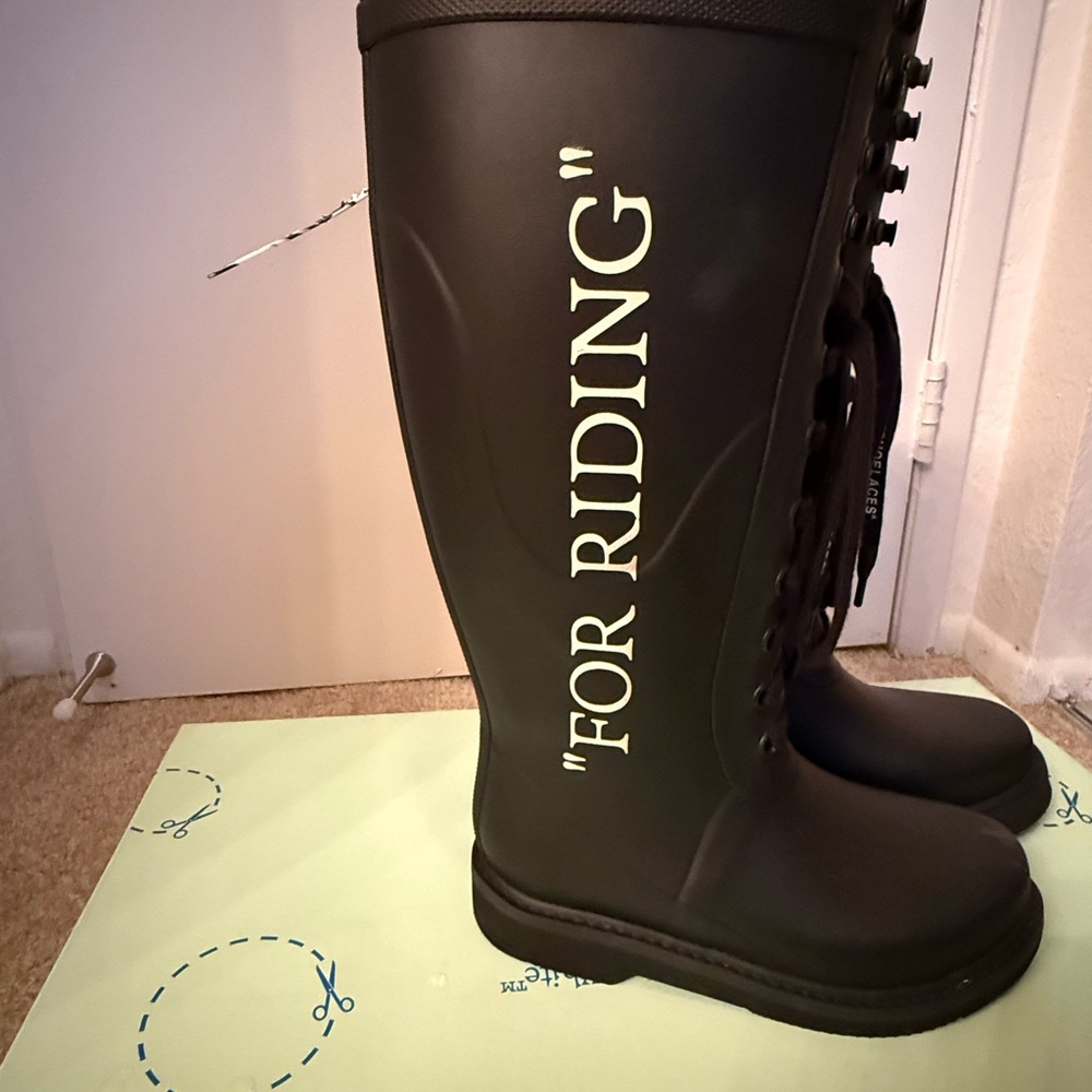 Off-White Black Winter & Rain Boots - Picture 6 of 6